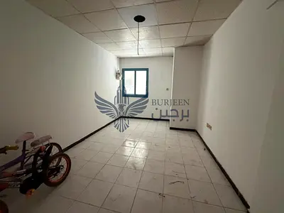Studio Apartment Family Building open Kitchen