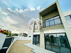 Biggest Plot | End Unit | Single Row 4BHK