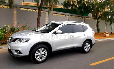 Nissan Xtrail SV 2017 Model No2 Option Push Start 7 Seat Fully Automatic GCC Family used Sale