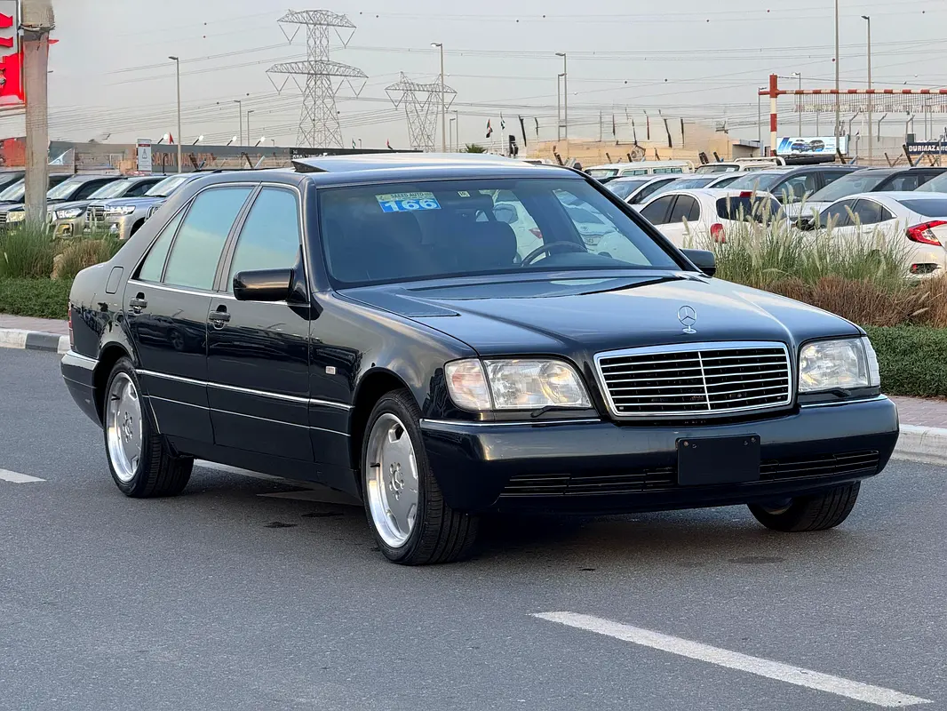 Mercedes-Benz SEL-Class 1993 — photo 1 of 17