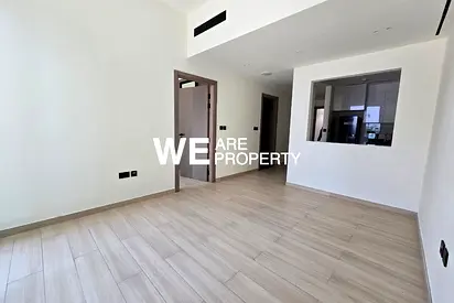 READY | LOW FLOOR | UNFURNISHED | MASSIVE TERRACE