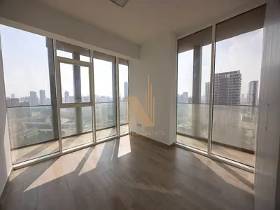 City View I Huge Balcony I Modern Layout