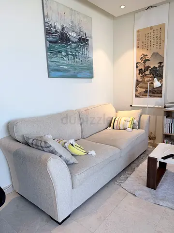 Light grey 3-seater fabric sofa in excellent condition