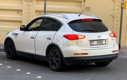 INFINITY EX35 GCC SPEC CLEAN CAR GOOD CONDITION