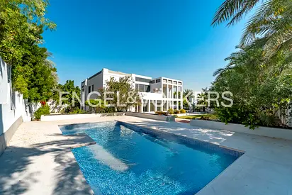 Private Pool | Lakeside Luxury | Available Now