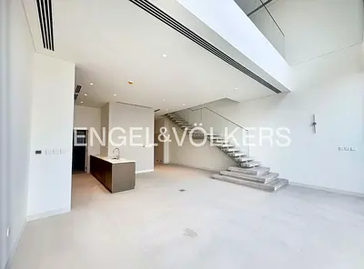 Brand New | Ready to Move | Spacious