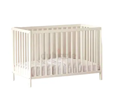 Brand New Adjustable Baby Crib and Mattress