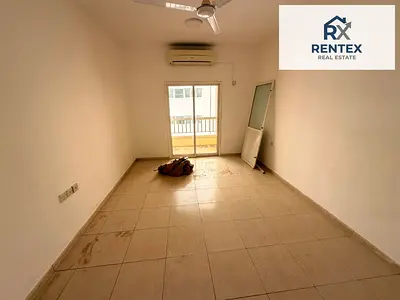 HUGE OFFER STUDIO CLOSE HALL WITH BALCONI ,ONE WASHROOM