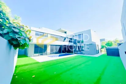 Luxurious Villa | Beautifully Landscaped | Fully Paid