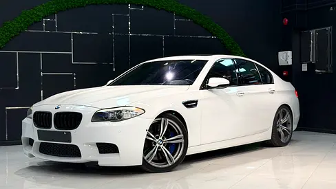 BMW M5 Competition 2013 GCC Specs - Pristine Condition