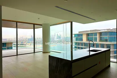 Direct Sea View | Beach Access | Strategic Spot