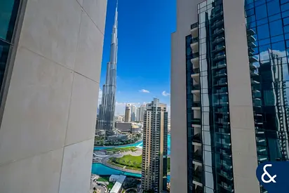 Burj Khalifa View | Best Layout | High Floor