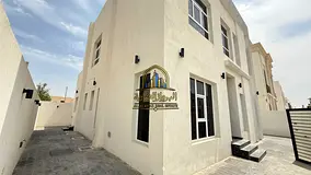 Luxurious brand new 5 bedroom villa for rent