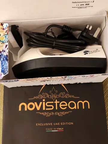 Effortless Wrinkle- Free Style on the Go Steam Iron
