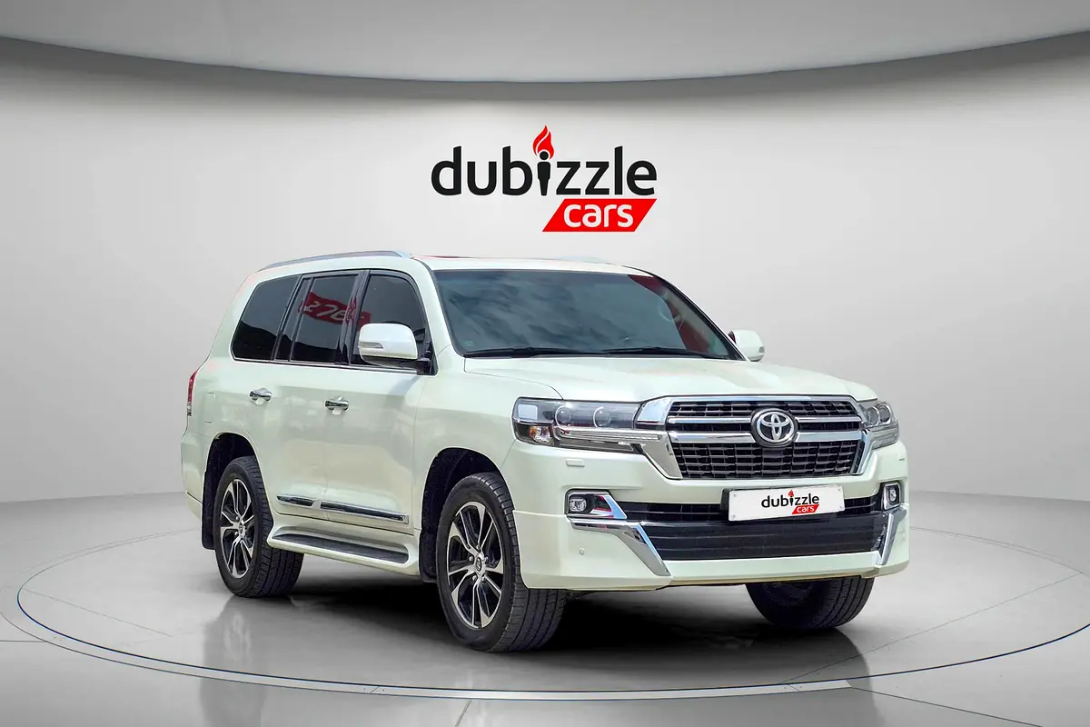 Toyota Land Cruiser 2021 — photo 1 of 15