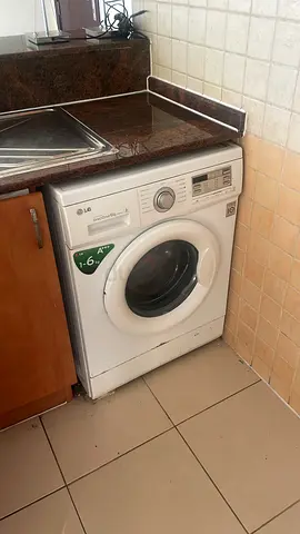 LG Front Load Washing Machine - 6 kg, Good Working Condition