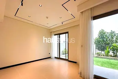 Back to Back | Close to Pool & park | View Today