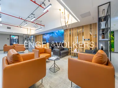 Premium Office | 125 Workstations | Lakeview