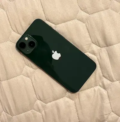 IPhone 13 - Excellent Condition ✅ (read desc!) 🔥