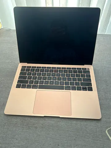 MacBook Air 2018 Rose Gold | 256GB SSD | Good Condition | Ready to Use | Clean Install 450 Cyc Batt