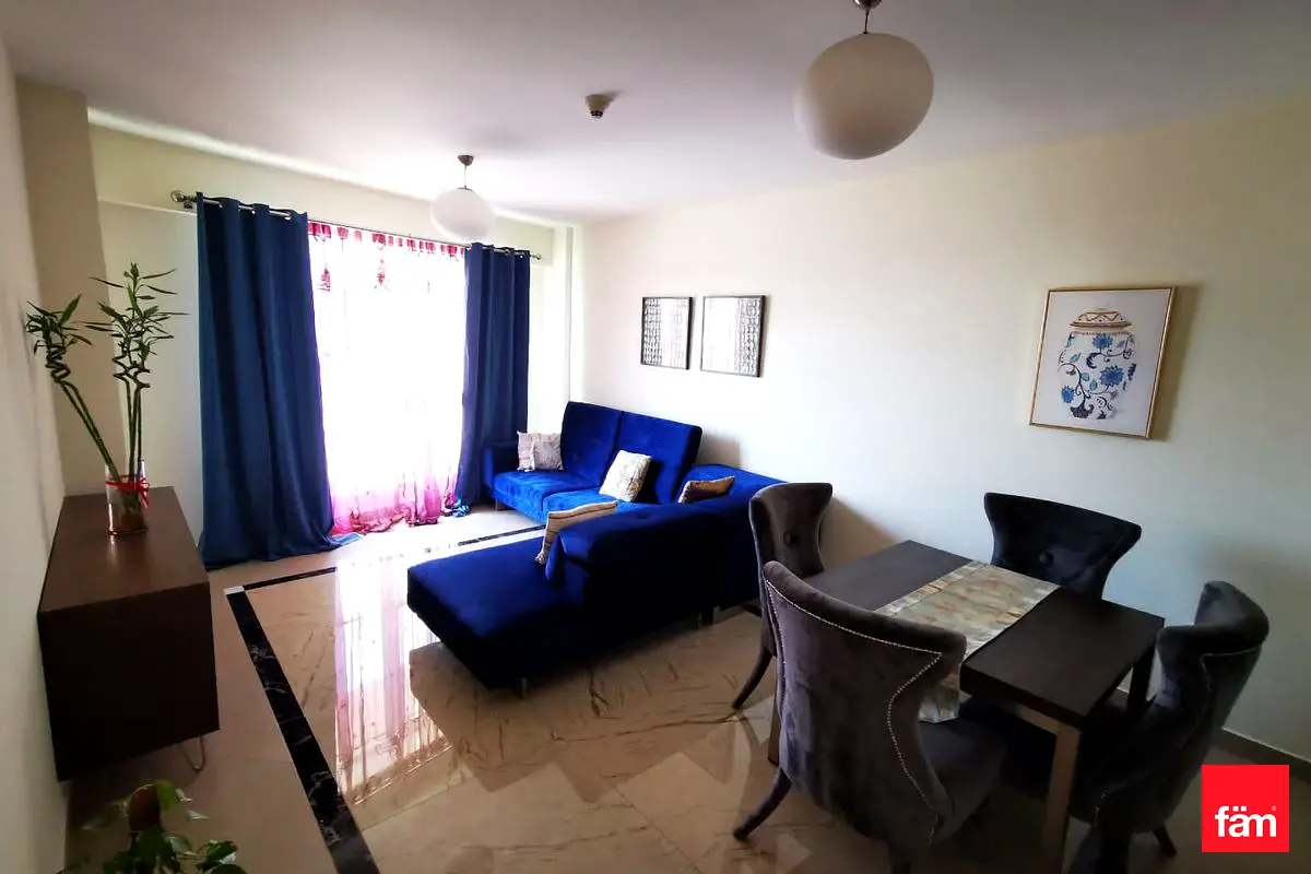 FULLY FURNISHED I BIG LAYOUT I RENTED
