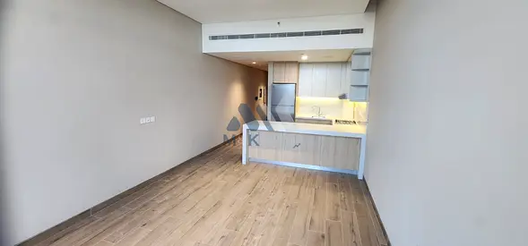Spacious Studio / Brand New / Best Price