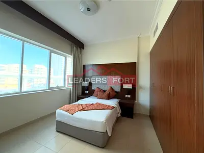 Spacious| Close to metro| Ready to Move