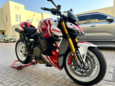 Ducati Streetfighter Supreme Limited Edition (No. 230/250)