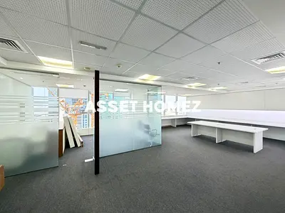 Ready to Move| Prime Location| Near Metro