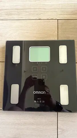 Omron Body Composition Bathroom Scale - Perfect condition