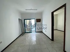 Spacious 1Bhk in butina window ac central gas with balcony family building free parking