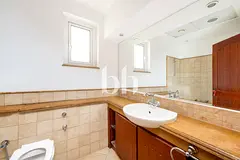 Corner unit I Private Pool I Vacant