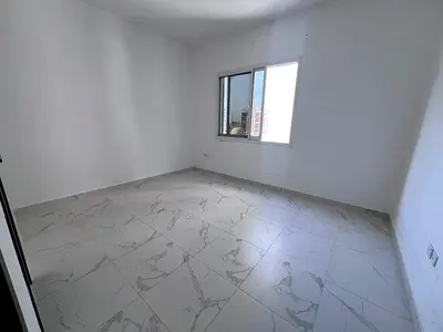 Brand new apartment, 3 bathrooms, first occupancy, balcony with a view, 2 master bedrooms, central