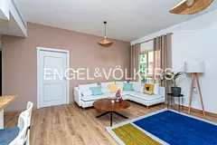 Fully Furnished l Fully upgraded l Vacant April