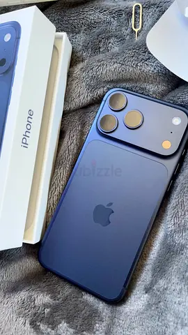 iPhone 17 Pro Max – 512GB | Blue | Like New | AppleCare Pro