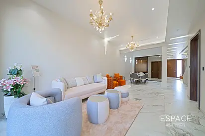 Vacant| 4 Bedroom| Vastu Compliant