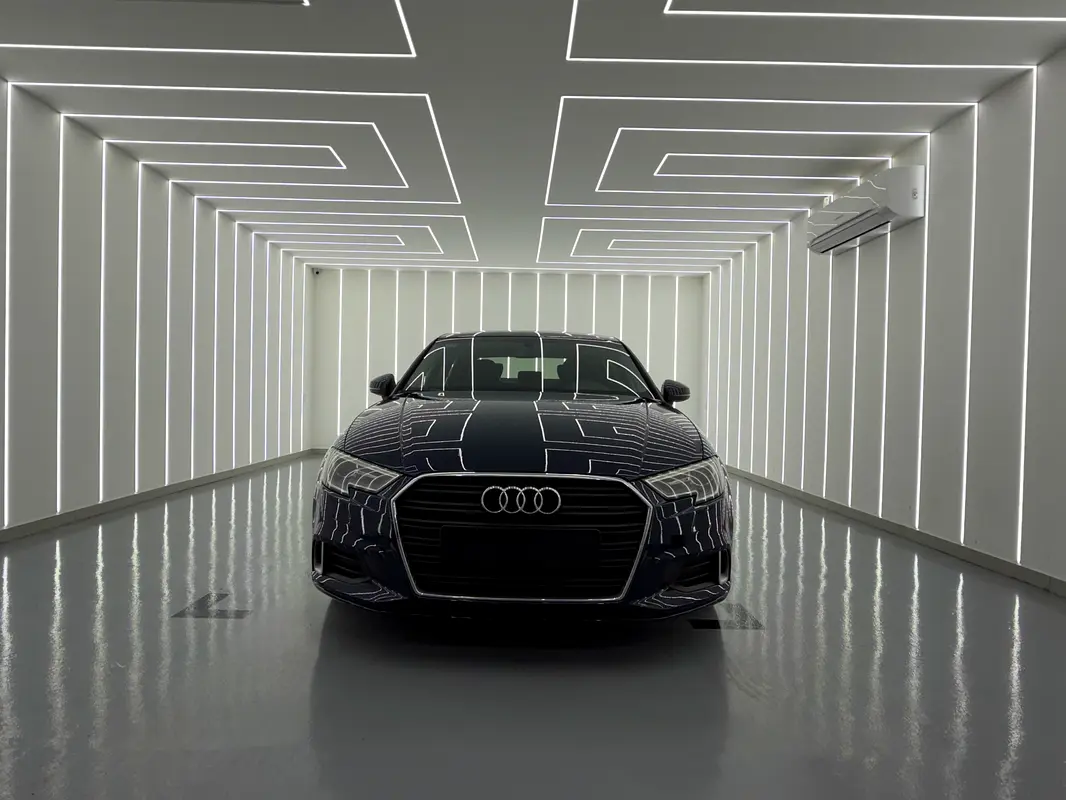 Audi A3 2020 — photo 1 of 8