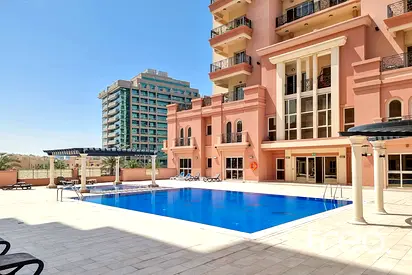 Huge layout|Excellent condition and location