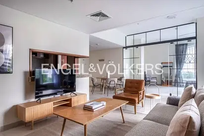 Best Priced | Marina Promenade | Oversized Studio