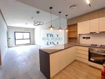 Modern and Bright | Pet Friendly | Fitted Kitchen