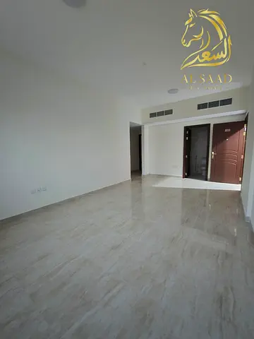 ✨ سكن راقي بسعر لقطة | 2BHK أول ساكن مع بلكونة | الجرف 3 خلف السوق الصيني