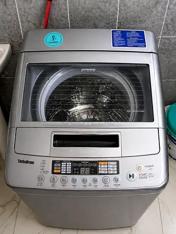 LG Top Load Washing Machine - 8kg (Silver), Good Working Condition