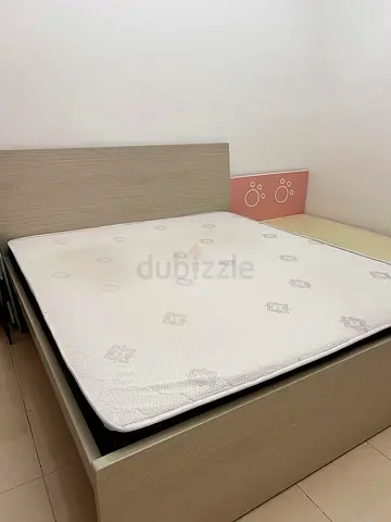 Bed with Mattress - King Size