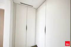 Modern &amp; Premium 1 Br | Downtown | Vacant