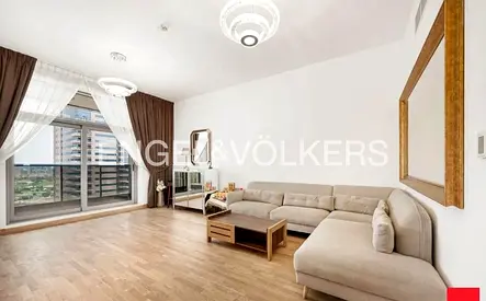 Marina Views | Metro Access | Vacant End of May