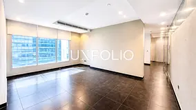 Fully Fitted | Close to Metro | Vacant