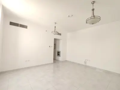 Same as new bldg | Lavish 2bhk | Parking | Close to Park | Central AC | Prime 📍Location | Family B