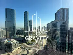 Elegant 2BR Apartment | Spacious Layout | Panoramic Views
