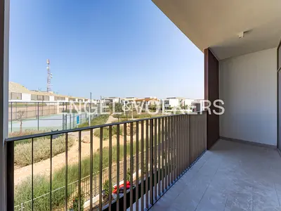 Unobstructed View | Elevated | Tenanted