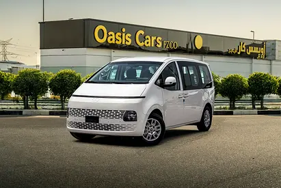 Hyundai Staria Comfort Diesel 2.2L Turbo 4 cylinder GCC Brand New 11 Seater 202